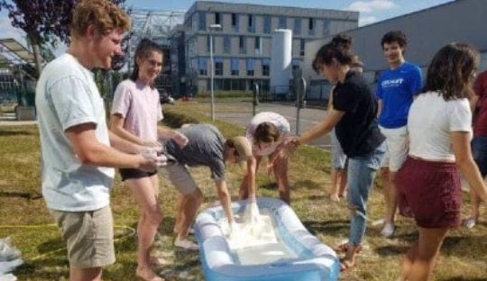 Students at Oobleck 